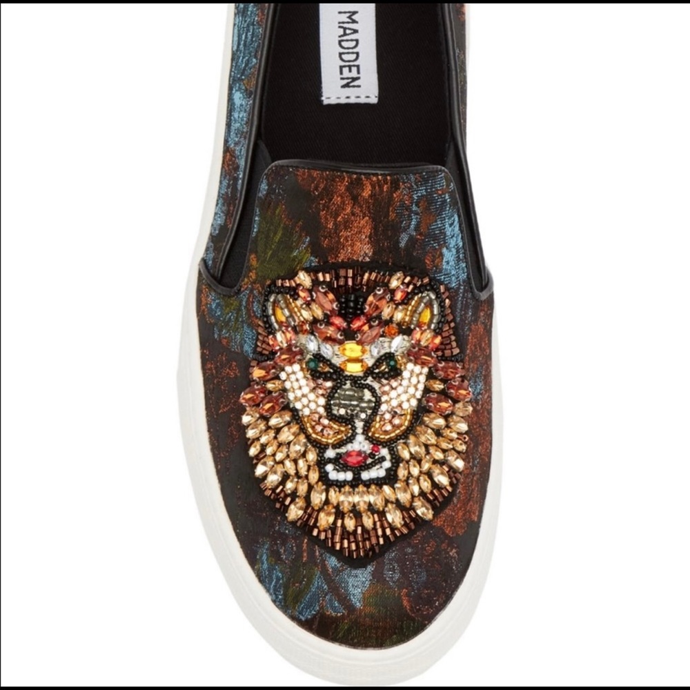 Madden Fiasco w/ beautiful tapestry/beading upper